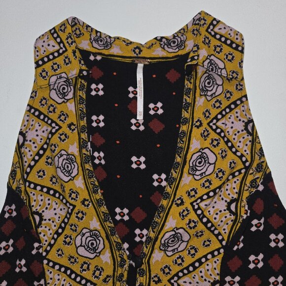 Free People Charlotte Sleeveless Halter Collared Top XS Tunic Flowy Red Gold Bla - Picture 3 of 9